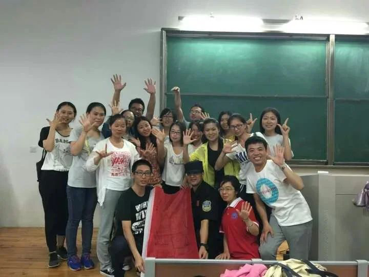 5D4E9